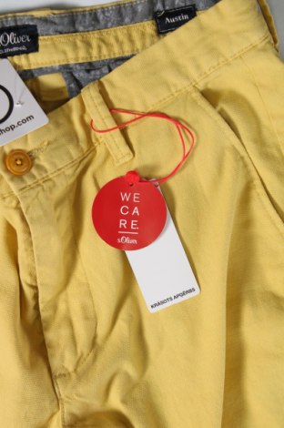 Мъжки къс панталон S.Oliver, Размер S, Цвят Жълт, Цена 62,00 лв.