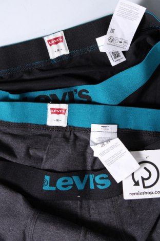 Мъжки комплект Levi's, Размер M, Цвят Многоцветен, Цена 44,00 лв.