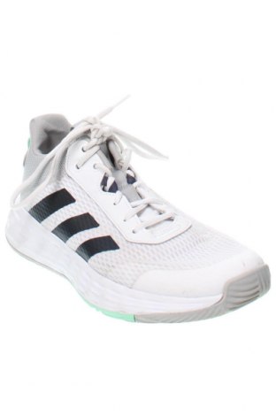 Férfi cipők
 Adidas, Méret 43, Szín Fehér, Ár 18 063 Ft