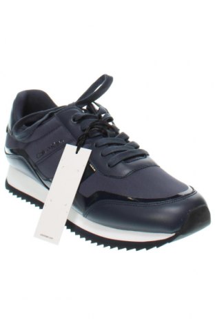 Férfi cipők
 Calvin Klein, Méret 43, Szín Kék, Ár 36 364 Ft