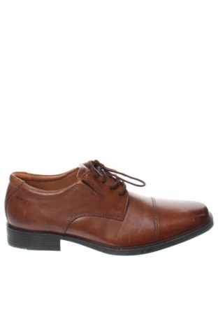 Мъжки обувки Clarks, Размер 40, Цвят Кафяв, Цена 98,10 лв.
