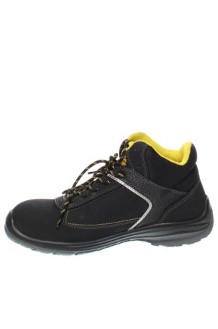 Мъжки обувки Diadora, Размер 42, Цвят Черен, Цена 100,62 лв.