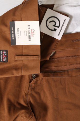 Pantaloni de bărbați Ben Sherman, Mărime M, Culoare Maro, Preț 161,19 Lei