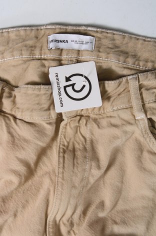 Мъжки панталон Bershka, Размер XS, Цвят Бежов, Цена 18,40 лв.
