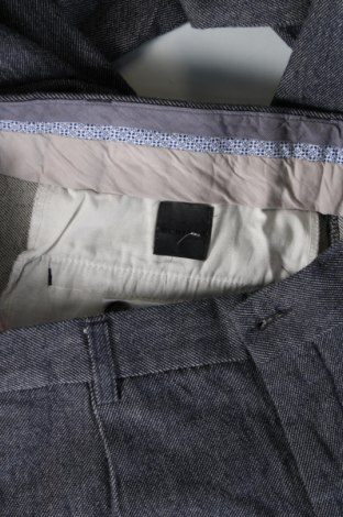 Pantaloni de bărbați Bertoni, Mărime M, Culoare Gri, Preț 132,99 Lei