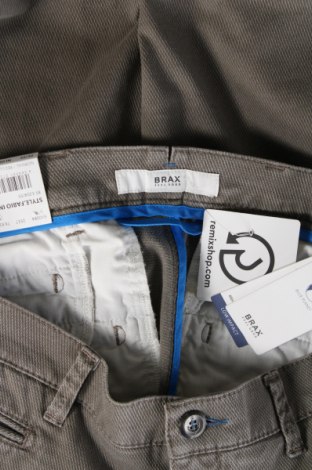 Pantaloni de bărbați Brax, Mărime M, Culoare Gri, Preț 138,16 Lei