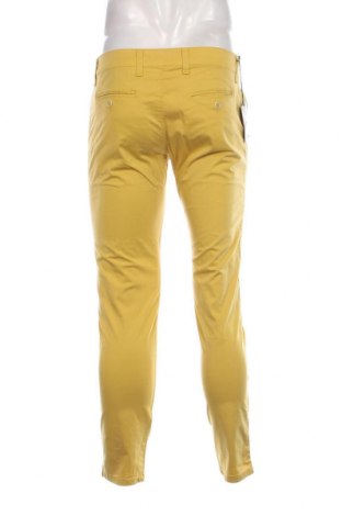 Pantaloni de bărbați C.C., Mărime M, Culoare Galben, Preț 90,97 Lei