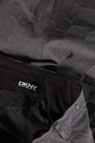 Pantaloni de bărbați DKNY, Mărime M, Culoare Gri, Preț 258,95 Lei