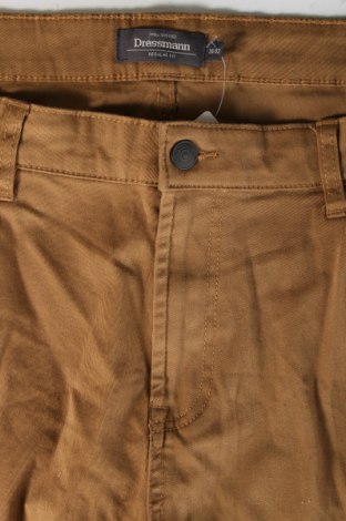 Мъжки панталон Dressmann, Размер XL, Цвят Бежов, Цена 22,55 лв.