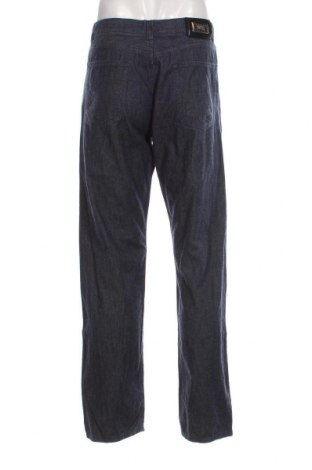 Pantaloni de bărbați Hugo Boss, Mărime M, Culoare Albastru, Preț 244,30 Lei