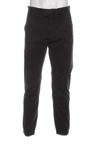 Мъжки панталон Hugo Boss, Размер L, Цвят Черен, Цена 203,20 лв.