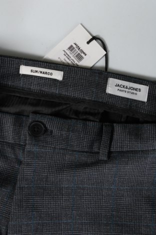 Pantaloni de bărbați Jack & Jones, Mărime M, Culoare Gri, Preț 305,92 Lei