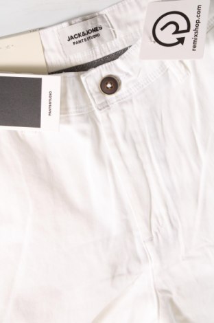 Мъжки панталон Jack & Jones, Размер M, Цвят Бял, Цена 93,00 лв.
