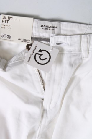 Ανδρικό παντελόνι Jack & Jones, Μέγεθος M, Χρώμα Λευκό, Τιμή 17,26 €