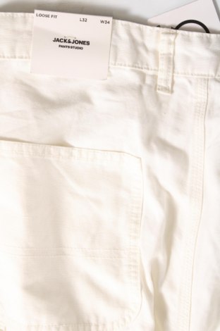 Мъжки панталон Jack & Jones, Размер L, Цвят Бял, Цена 27,90 лв.