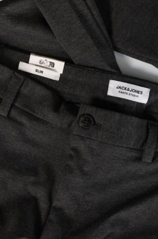 Мъжки панталон Jack & Jones, Размер M, Цвят Сив, Цена 18,60 лв.