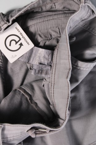 Ανδρικό παντελόνι Pepe Jeans, Μέγεθος L, Χρώμα Γκρί, Τιμή 39,69 €