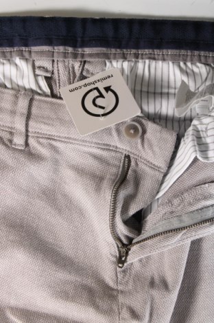 Pánske nohavice  Reserved, Veľkosť M, Farba Sivá, Cena  8,99 €