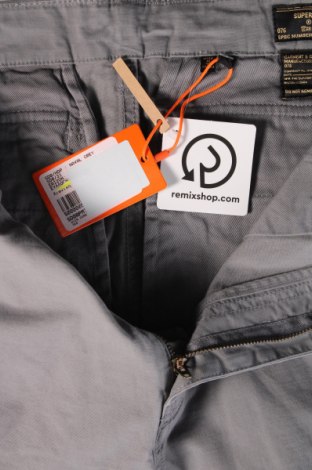 Ανδρικό παντελόνι Superdry, Μέγεθος M, Χρώμα Γκρί, Τιμή 27,32 €