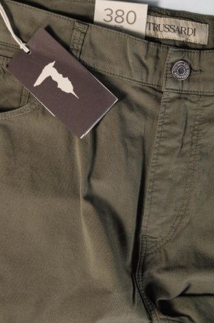Мъжки панталон Trussardi, Размер L, Цвят Зелен, Цена 71,40 лв.