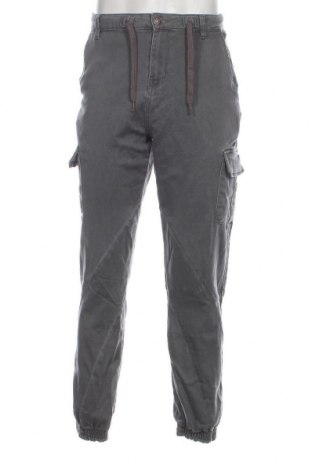 Мъжки панталон Urban Classics, Размер L, Цвят Сив, Цена 42,35 лв.
