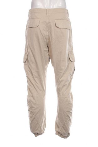 Pantaloni de bărbați Urban Classics, Mărime XL, Culoare Bej, Preț 117,86 Lei