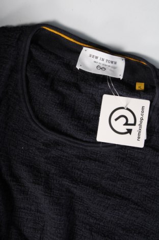 Мъжки пуловер New In Town, Размер XL, Цвят Син, Цена 34,00 лв.