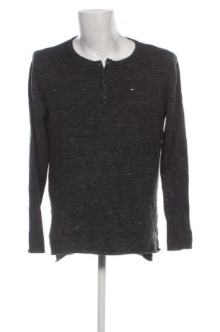Мъжки пуловер Tommy Hilfiger, Размер L, Цвят Сив, Цена 38,40 лв.