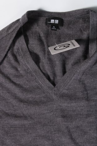 Ανδρικό πουλόβερ Uniqlo, Μέγεθος XL, Χρώμα Γκρί, Τιμή 10,73 €