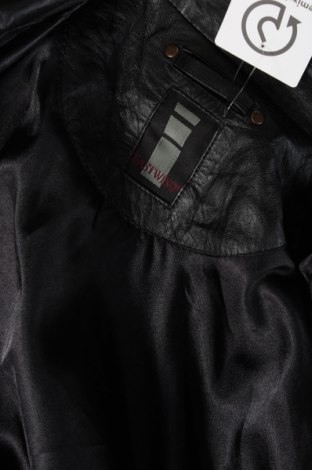 Pánska kožená bunda  East Wind, Veľkosť XL, Farba Čierna, Cena  60,67 €