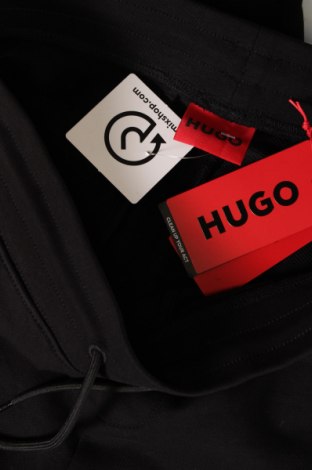 Мъжко спортно долнище Hugo Boss, Размер M, Цвят Черен, Цена 152,00 лв.