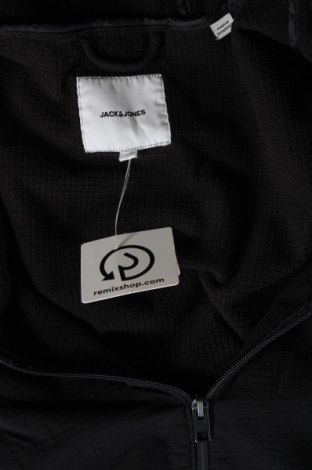 Pánska bunda  Jack & Jones, Veľkosť M, Farba Čierna, Cena  19,28 €