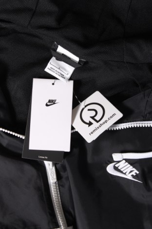 Мъжко яке Nike, Размер L, Цвят Черен, Цена 125,40 лв.