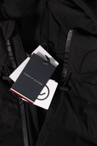 Pánska bunda  Tommy Hilfiger, Veľkosť L, Farba Čierna, Cena  117,83 €