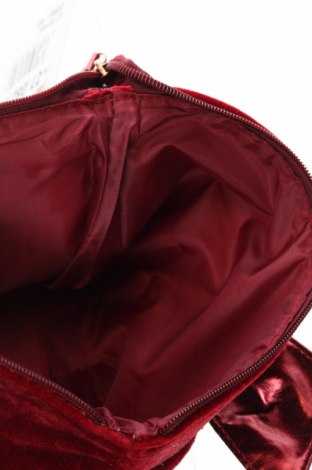 Kozmetikai táska, Szín Piros, Ár 4 400 Ft