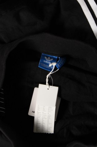 Пола Adidas Originals, Размер M, Цвят Черен, Цена 93,00 лв.