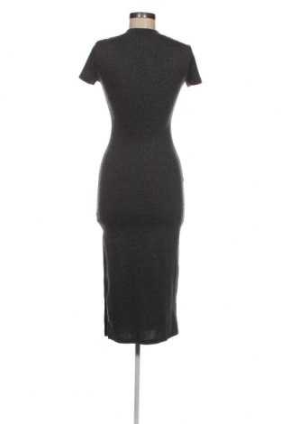 Kleid, Größe M, Farbe Grau, Preis 15,29 €