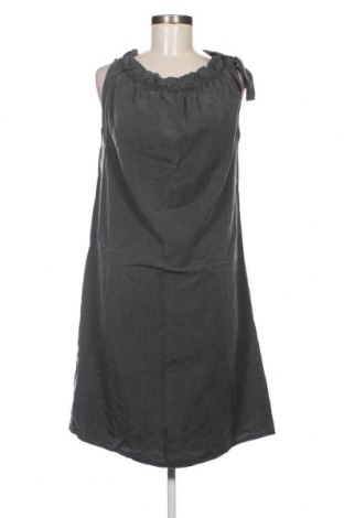 Kleid, Größe XL, Farbe Grau, Preis 8,45 €