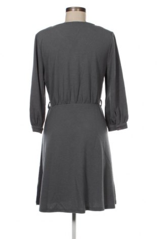 Kleid About You, Größe M, Farbe Grau, Preis 8,99 €