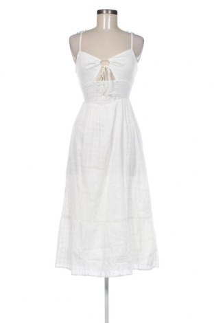 Kleid Bershka, Größe S, Farbe Weiß, Preis € 13,04