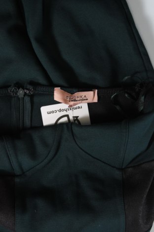 Kleid Bershka, Größe S, Farbe Grün, Preis € 4,45