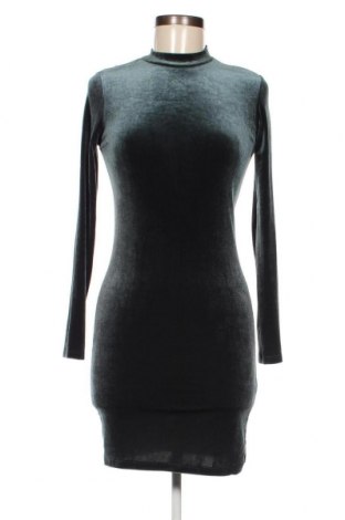 Kleid Bershka, Größe M, Farbe Grün, Preis € 29,67
