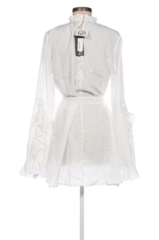 Kleid Boohoo, Größe M, Farbe Weiß, Preis € 23,71