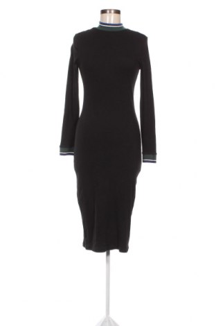 Kleid Cropp, Größe L, Farbe Schwarz, Preis 16,25 €