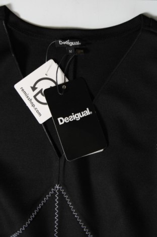 Šaty  Desigual, Veľkosť M, Farba Čierna, Cena  96,39 €