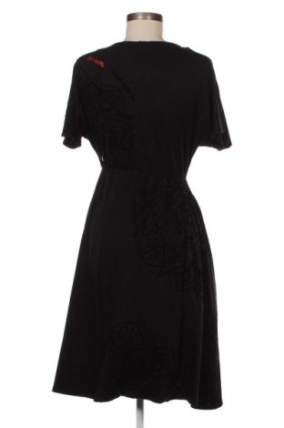 Šaty  Desigual, Velikost M, Barva Černá, Cena  1 355,00 Kč