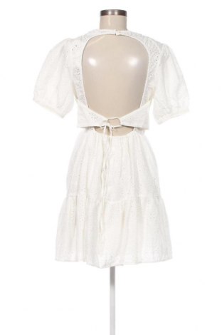 Kleid Desigual, Größe M, Farbe Weiß, Preis 38,56 €