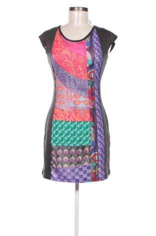 Kleid Desigual, Größe S, Farbe Mehrfarbig, Preis 22,65 €