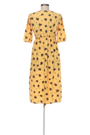 Šaty  Dorothy Perkins, Velikost M, Barva Žlutá, Cena  1 116,00 Kč