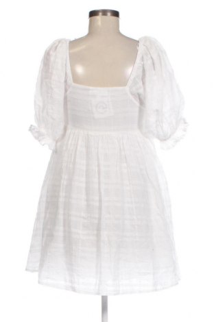 Kleid Edited, Größe S, Farbe Weiß, Preis 27,84 €